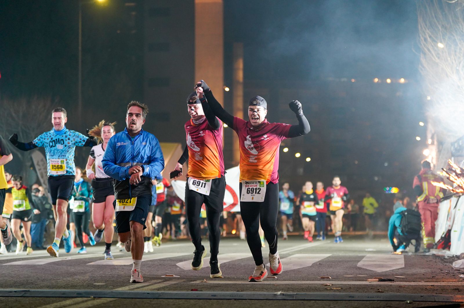 En imágenes: búscate en tu llegada a meta de la Carrera de San Antón 2026 (10)