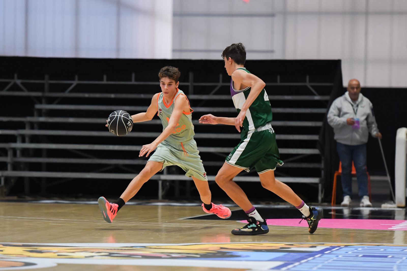 Las fotos del debut del Unicaja en la fase previa de la Minicopa