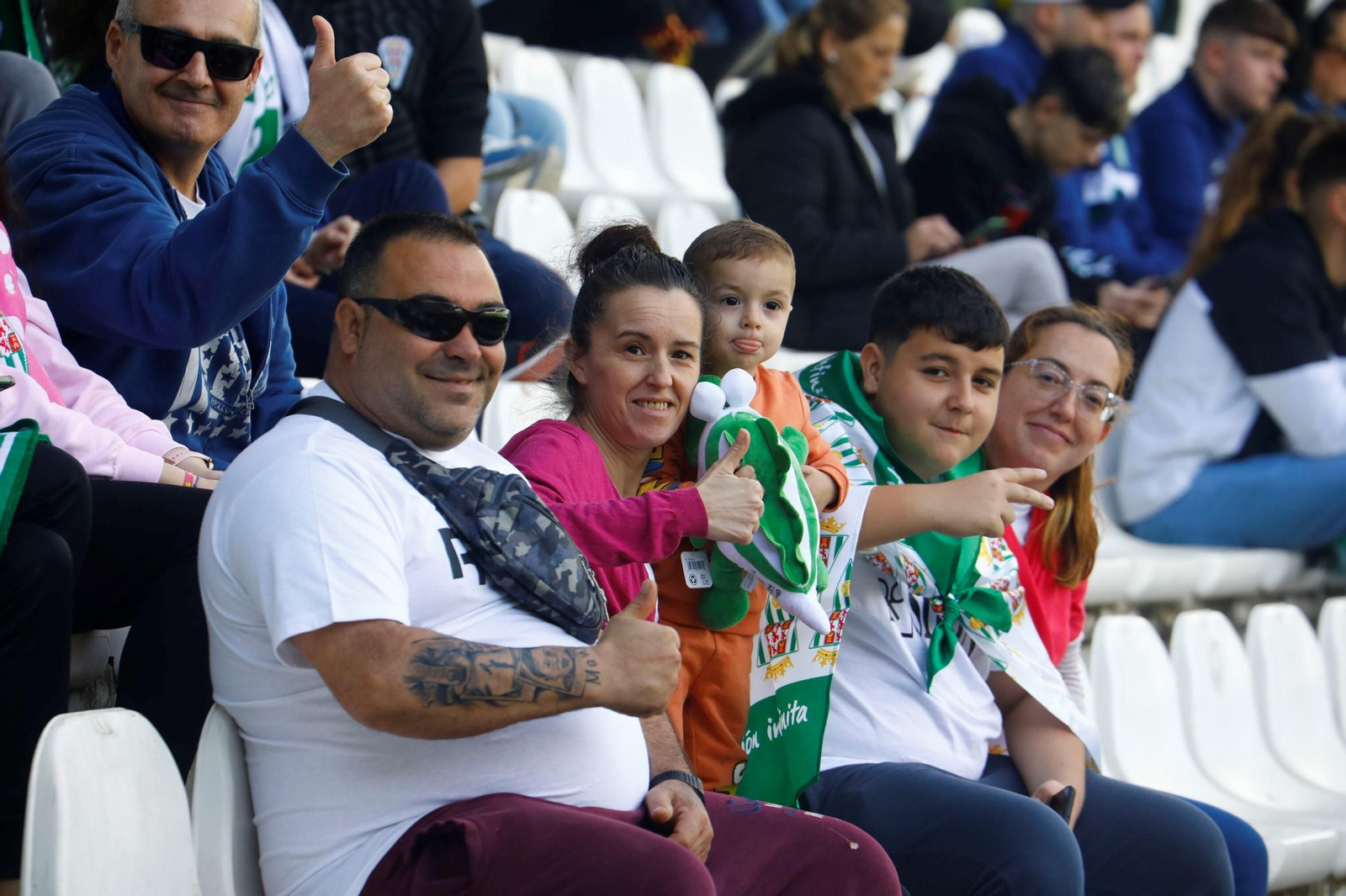 Las mejores fotos del ambiente en El Arcángel en el Córdoba CF - Ceuta