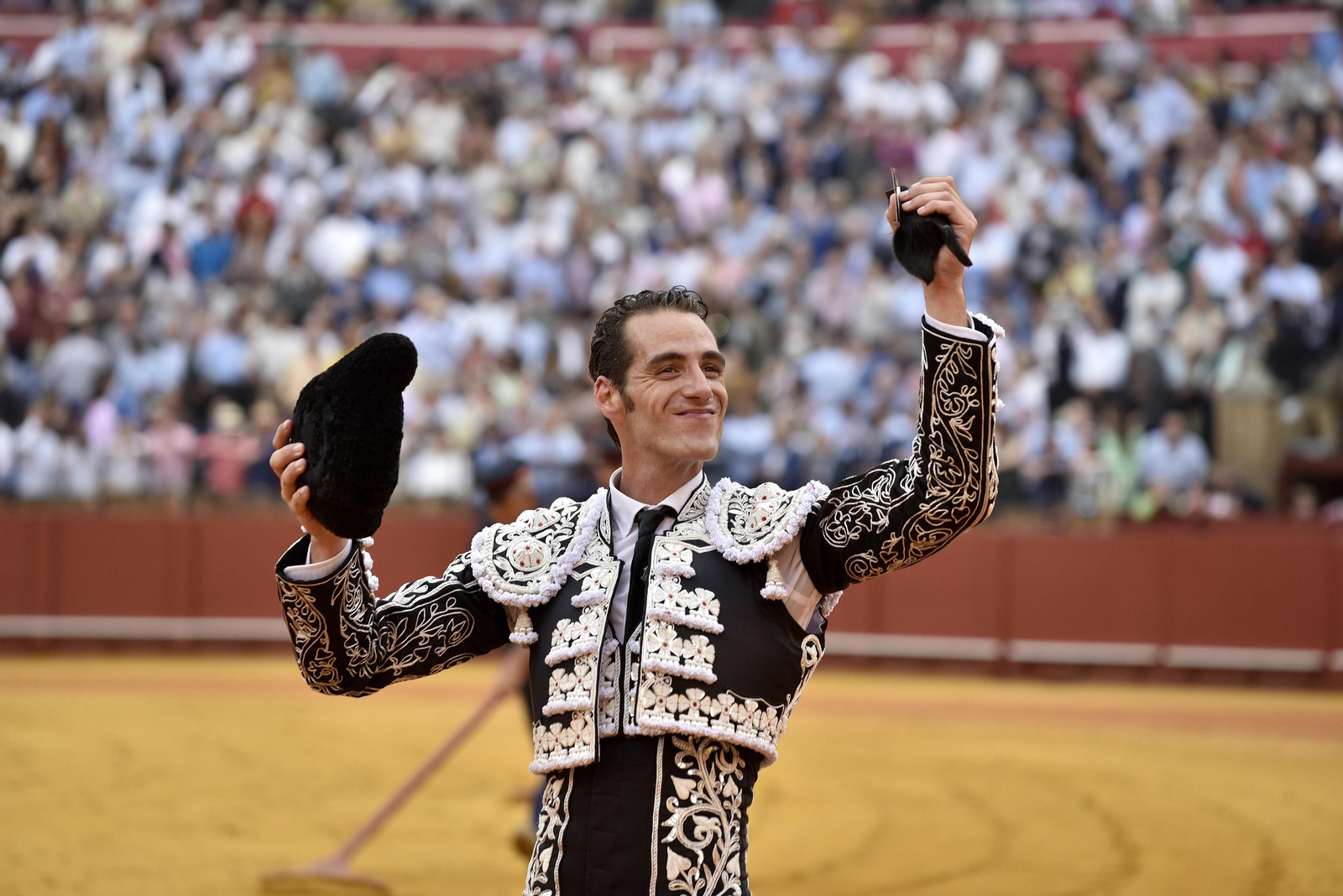 Las imágenes de la 14ª de abono de la Maestranza