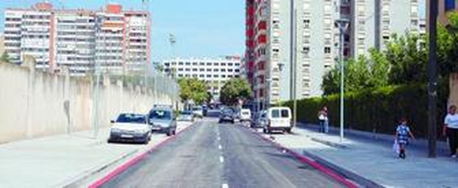 La imagen muestra el tramo de la calle Barrau que ya está abierto a la circulación.