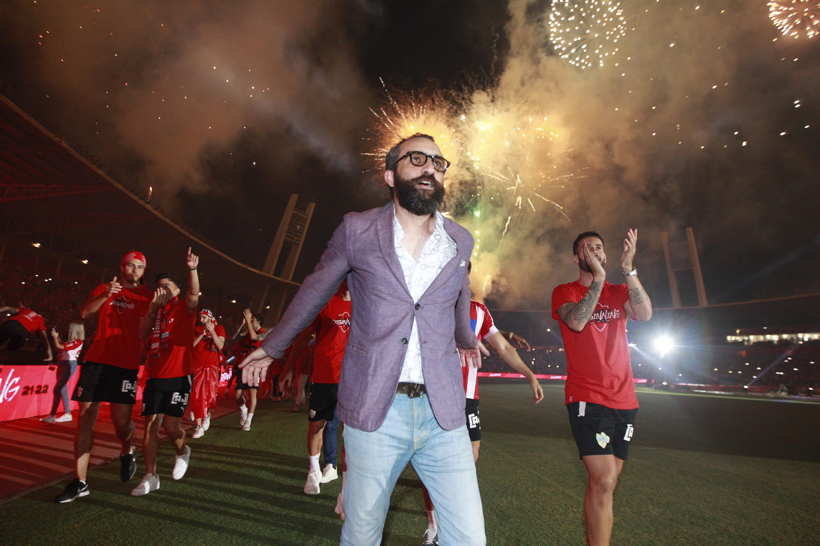 Las imágenes de la fiesta del ascenso de la U.D. Almería en el Estadio Mediterráneo.