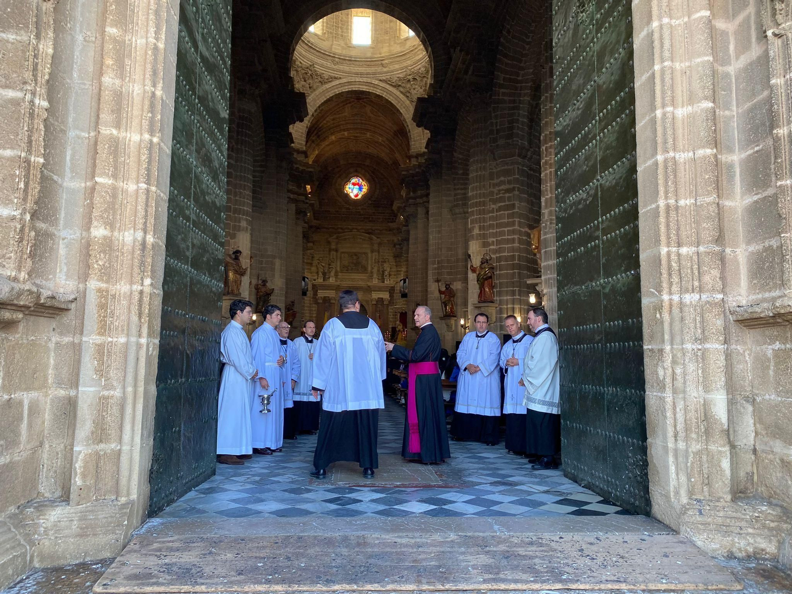 Imágenes de la coronación de la Estrella en la Catedral de Jerez