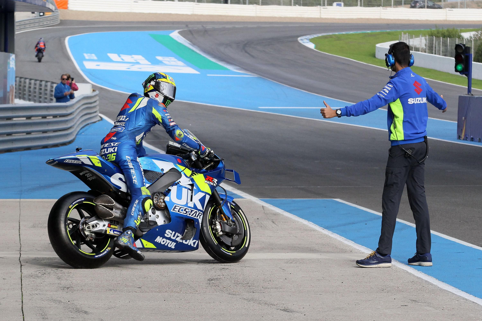 Primer día de los equipos de MotoGP en Jerez
