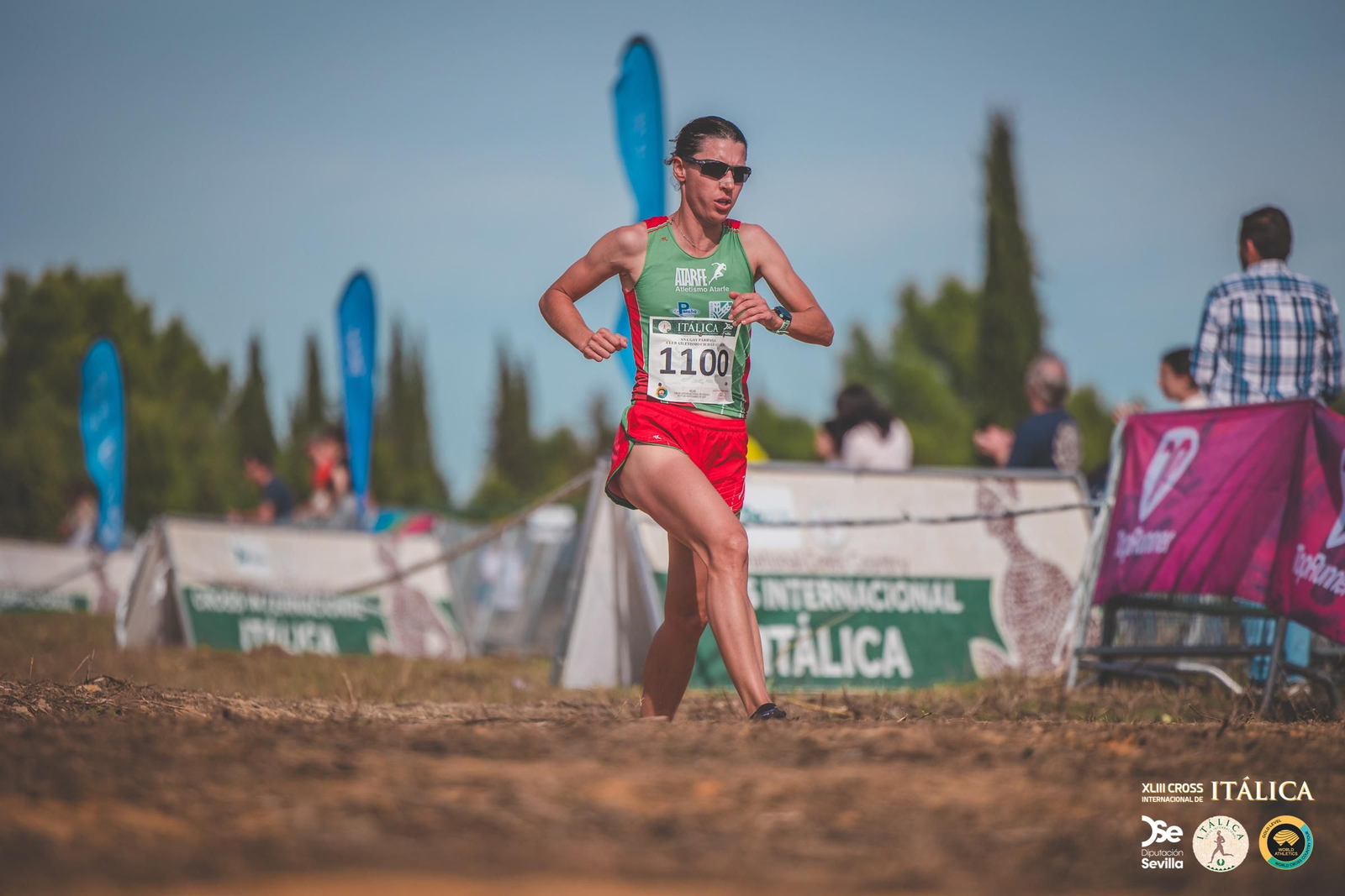 Búscate en las fotos del Cross de Itálica 2025 | 1