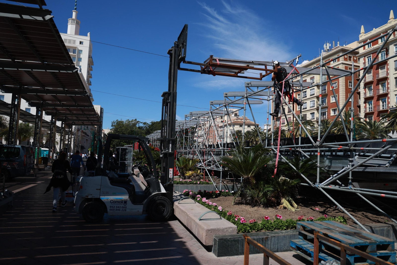 Málaga recoge su Semana Santa, en imágenes