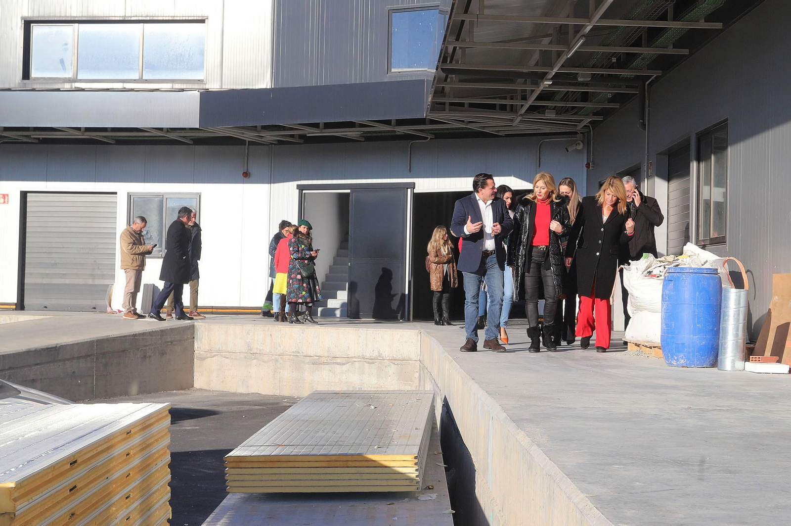 Imágenes de la visita a las instalaciones de la Ciudad del Marisco del Puerto de Huelva