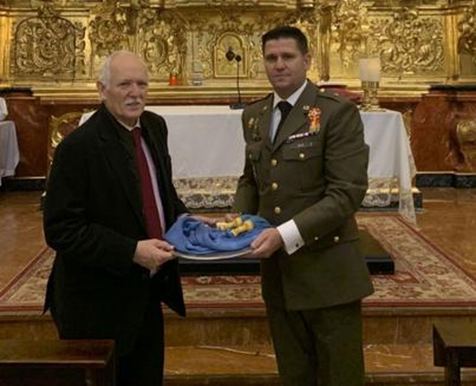 Acto de entrega  en la capilla del Mayor Dolor