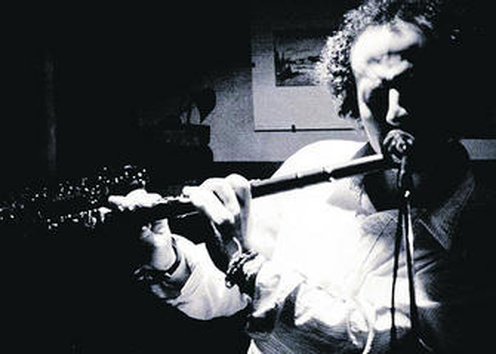 Carmelo Muriel tiene querencia por el tratamiento culto y elegante del jazz .