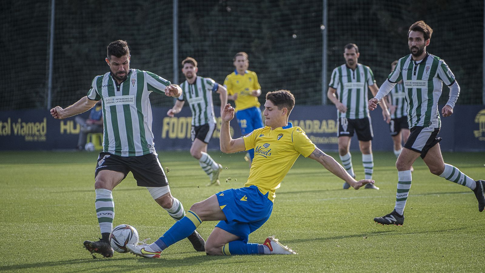 Las imágenes del triunfo del Córdoba CF ante el Cádiz B