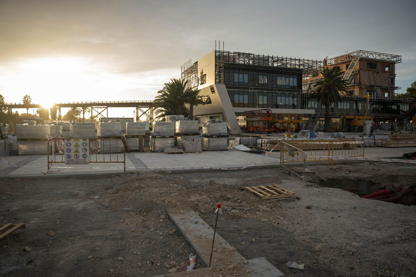 En imágenes las obras del Puerto Ciudad de Almería