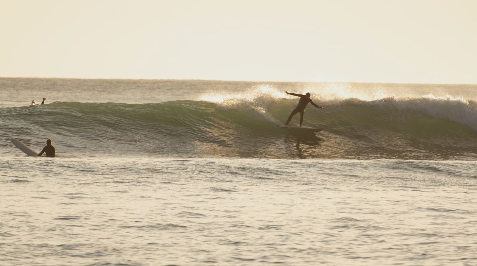 Sesión de olas en Yerbabuena