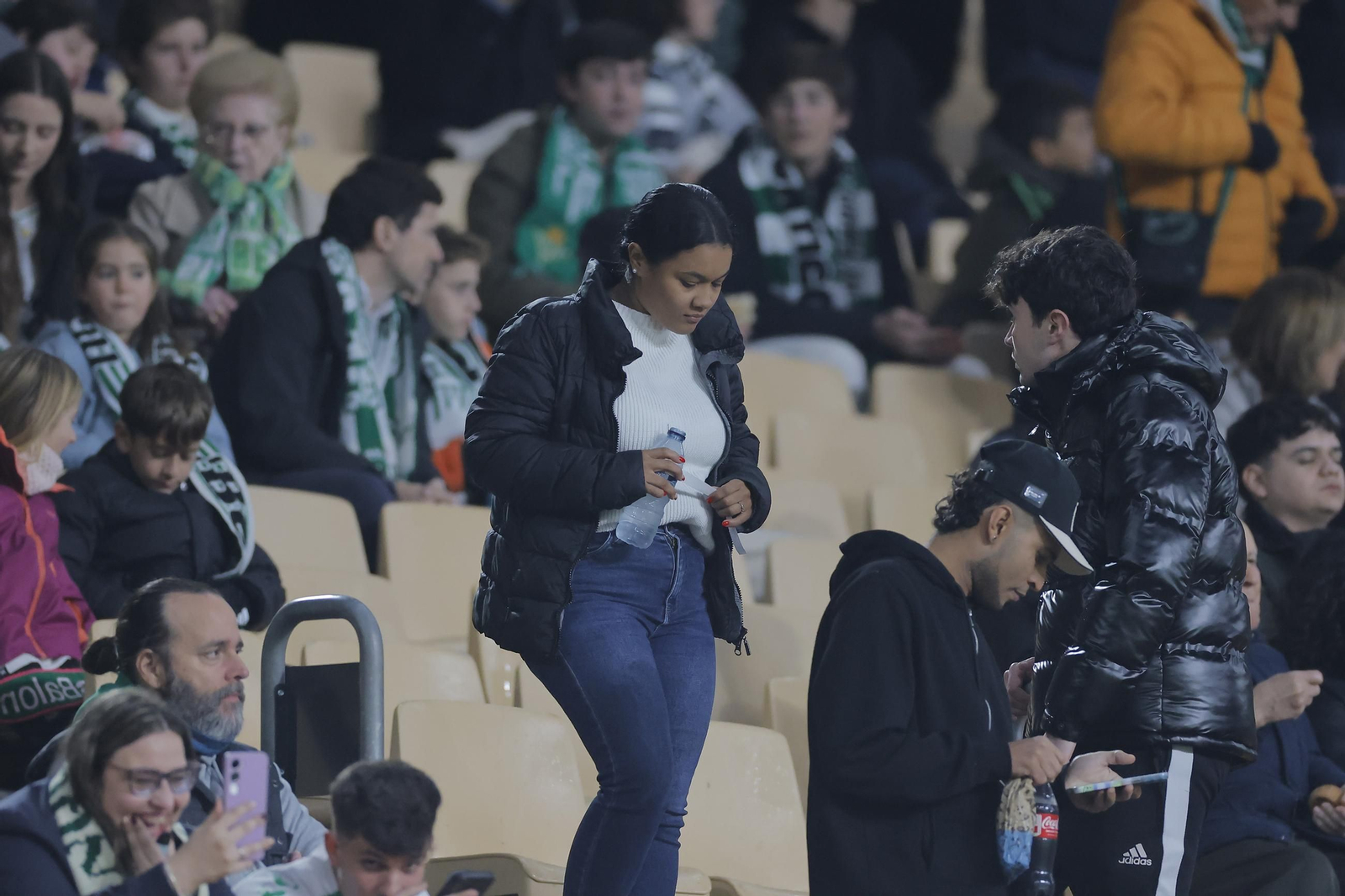 Búscate en las fotos del Betis - Getafe