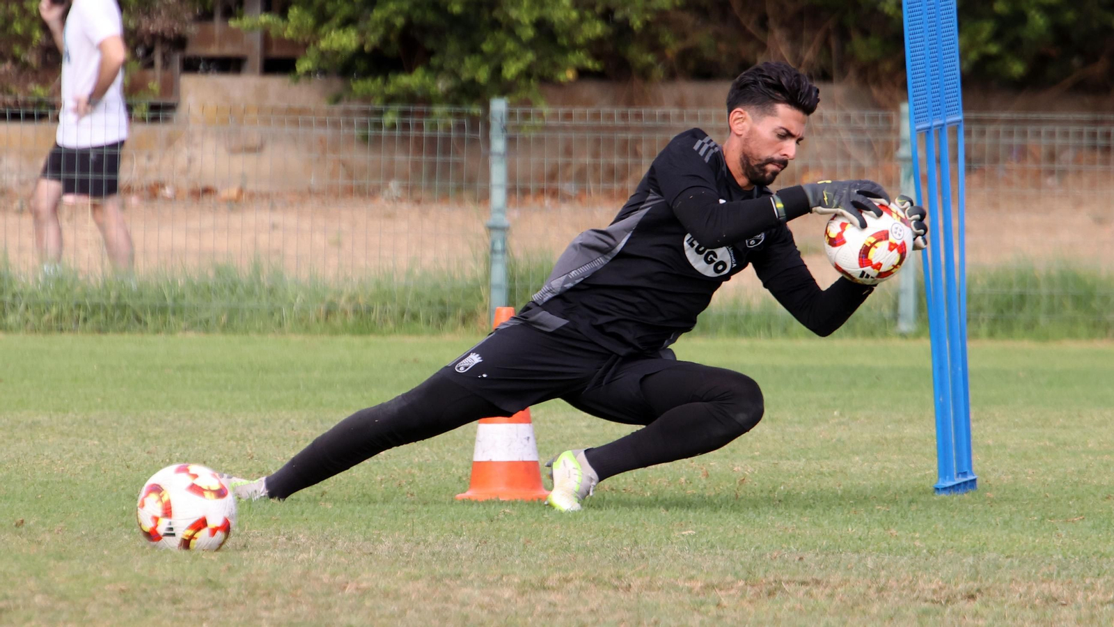 Imágenes del entrenamiento del Xerez CD en el 'Pepe Ravelo' de Chapín