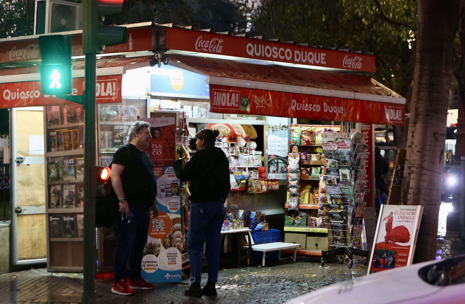 Un quiosco de prensa del centro de Sevilla.