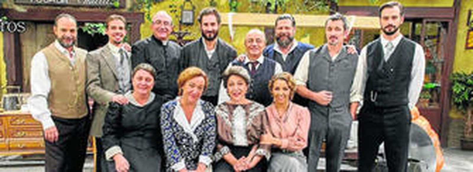 El elenco principal de 'El secreto de Puente Viejo', serial de la tardes de Antena 3.