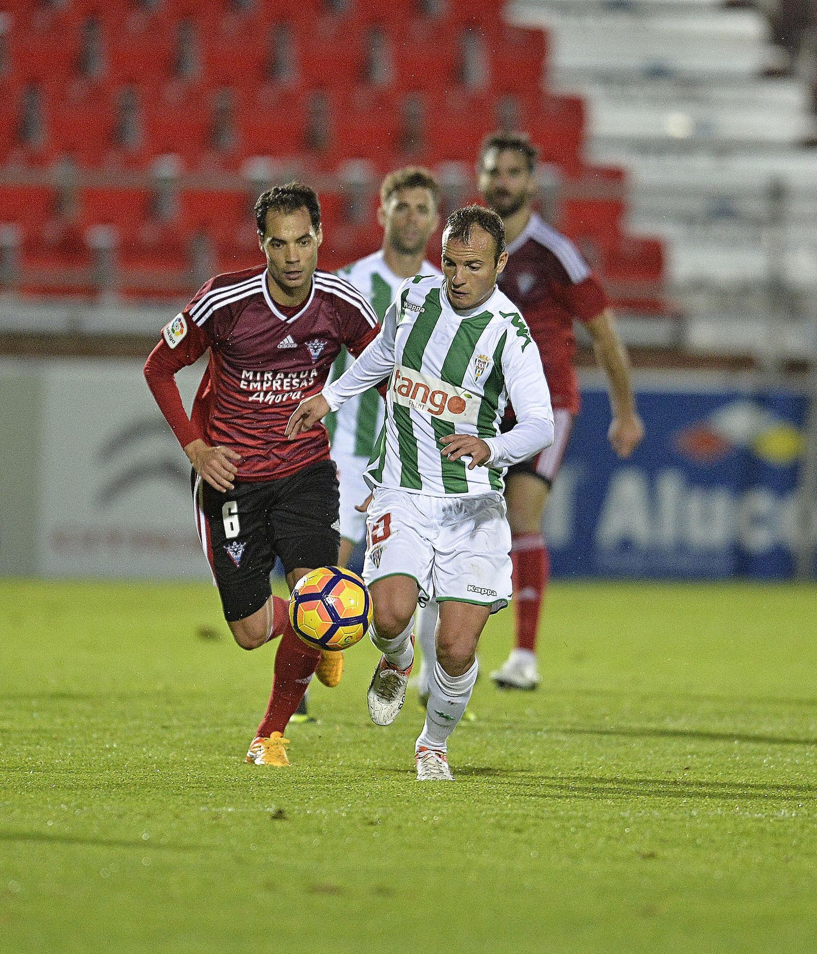 Las imágenes del Mirandés-Córdoba