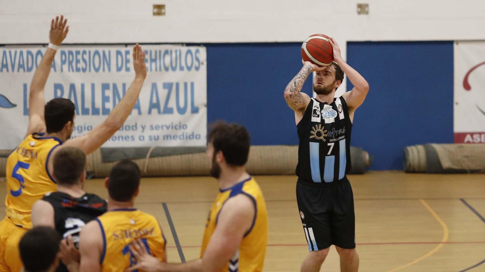 La Unión Linense de Baloncesto - Novaschool de Málaga