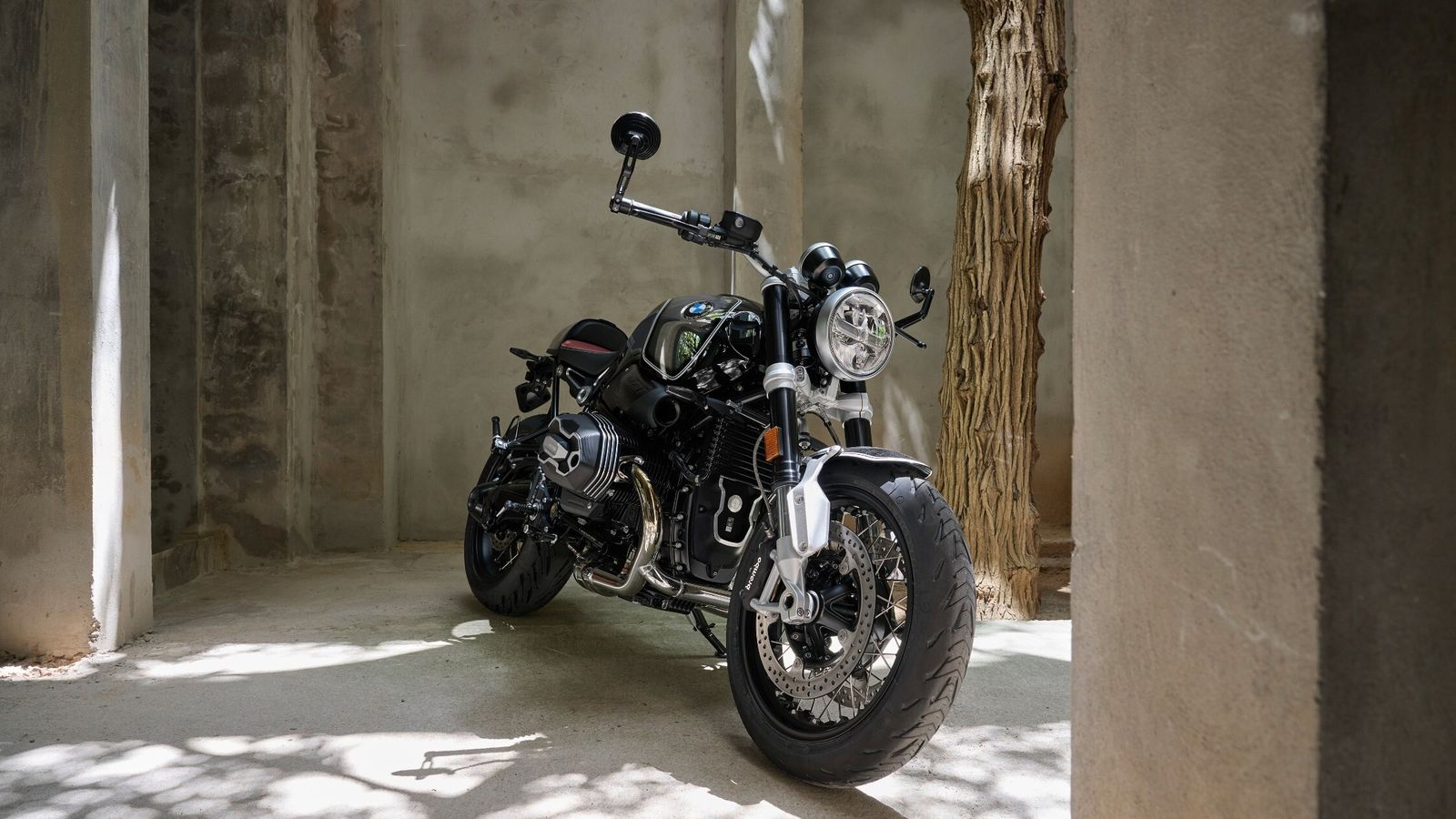 La R ninet T incluye numerosos elementos de la opción 719 que aporta la máxima personalización de la moto desde fábrica.