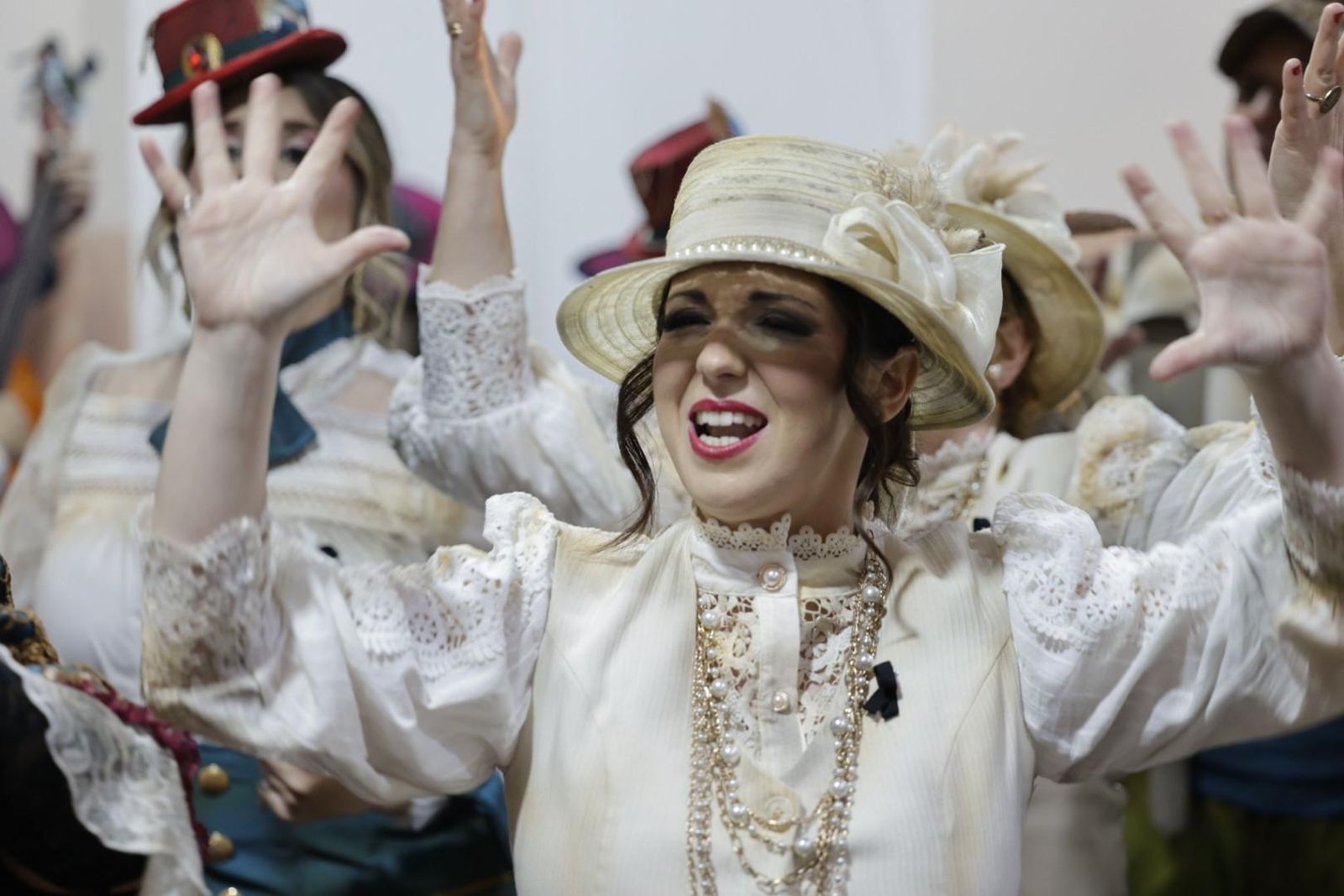 Búscate entre las mejores imágenes de la décima sesión de preliminares del COAC 2026