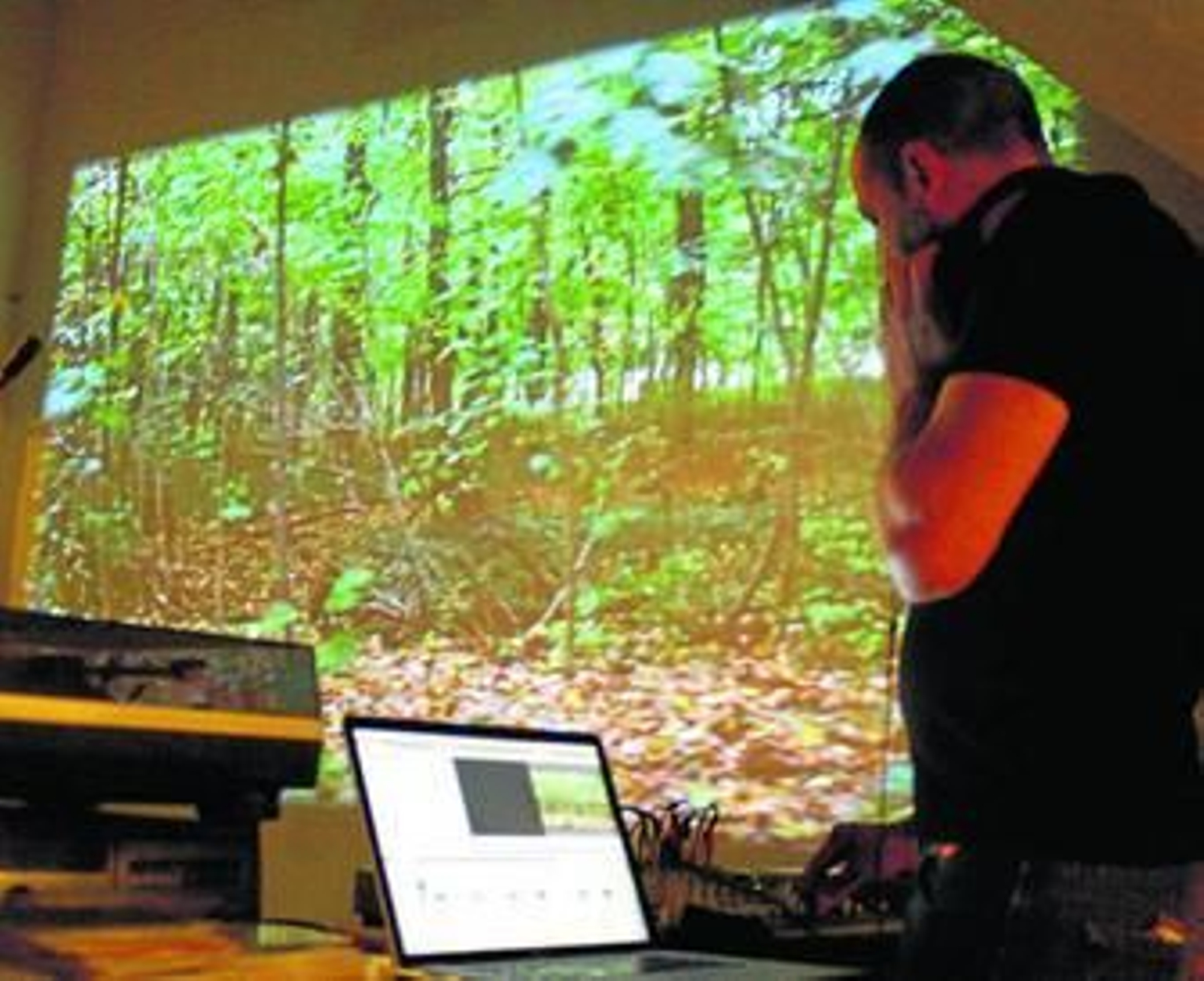 El vídeoartista Juan Domínguez participa en las actividades de USE_Lab.