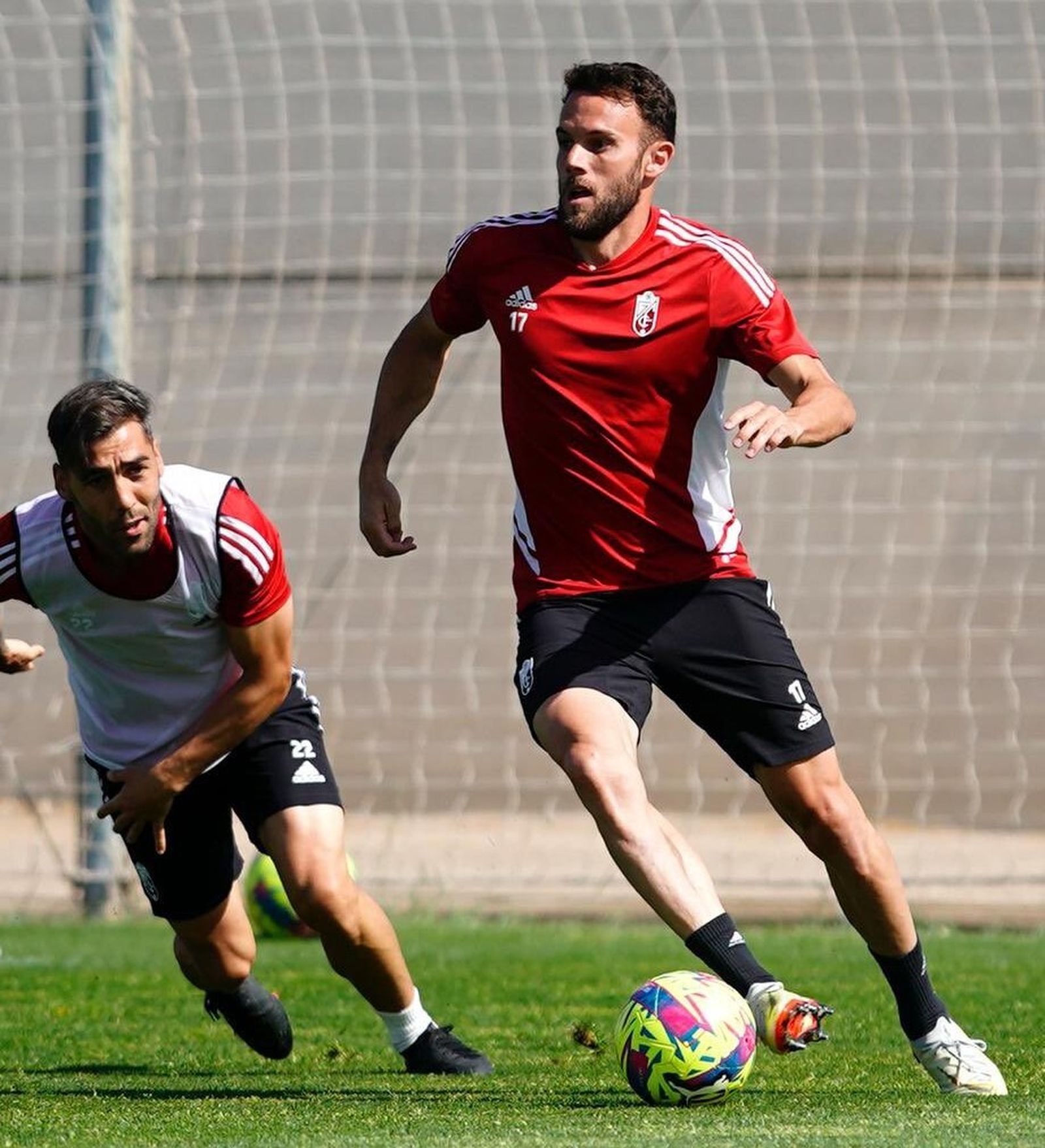 Quini y Perea, en un entrenamiento del Granada CF