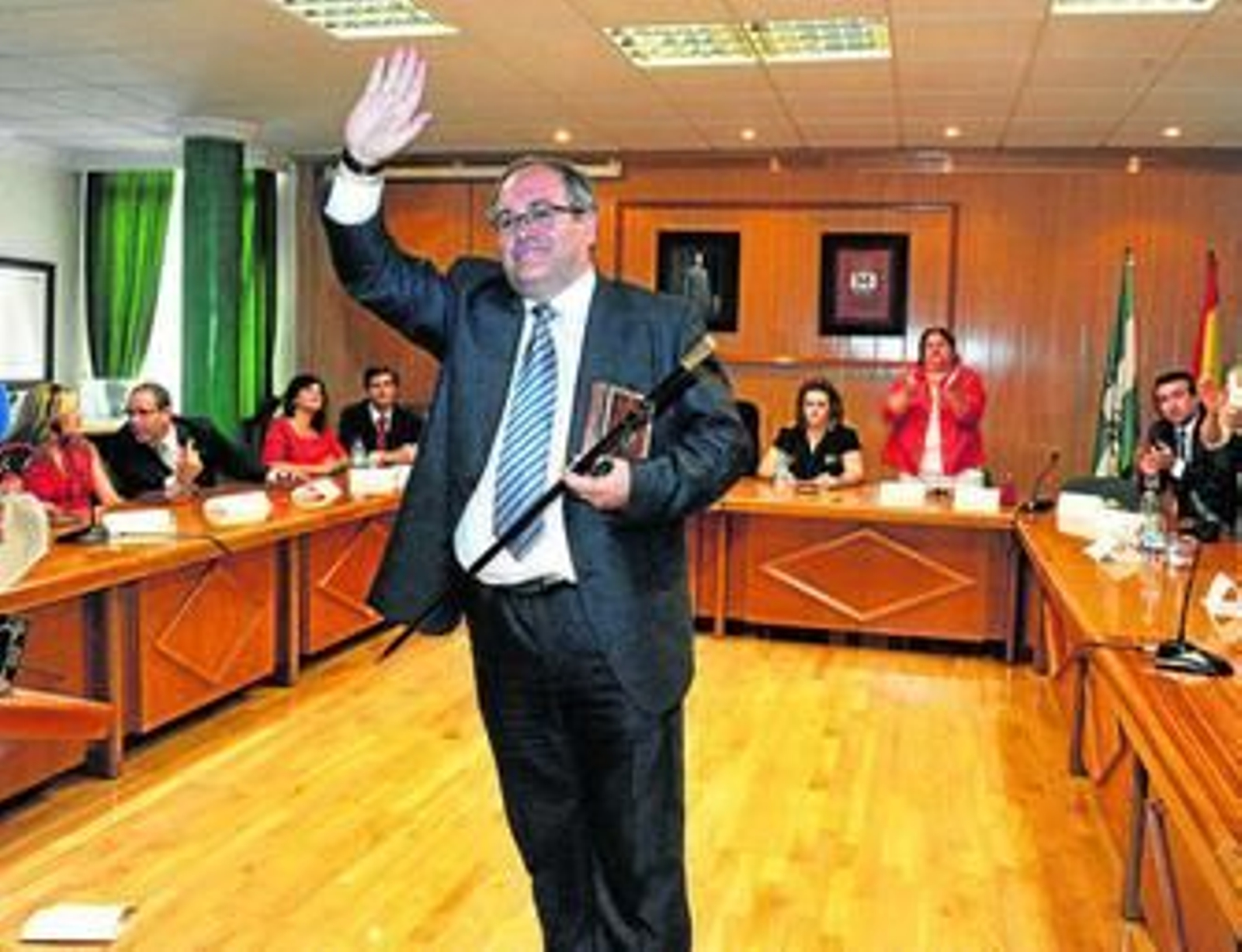 Ayllón, en el salón de plenos del Ayuntamiento de Armilla, el día que fue investido alcalde.