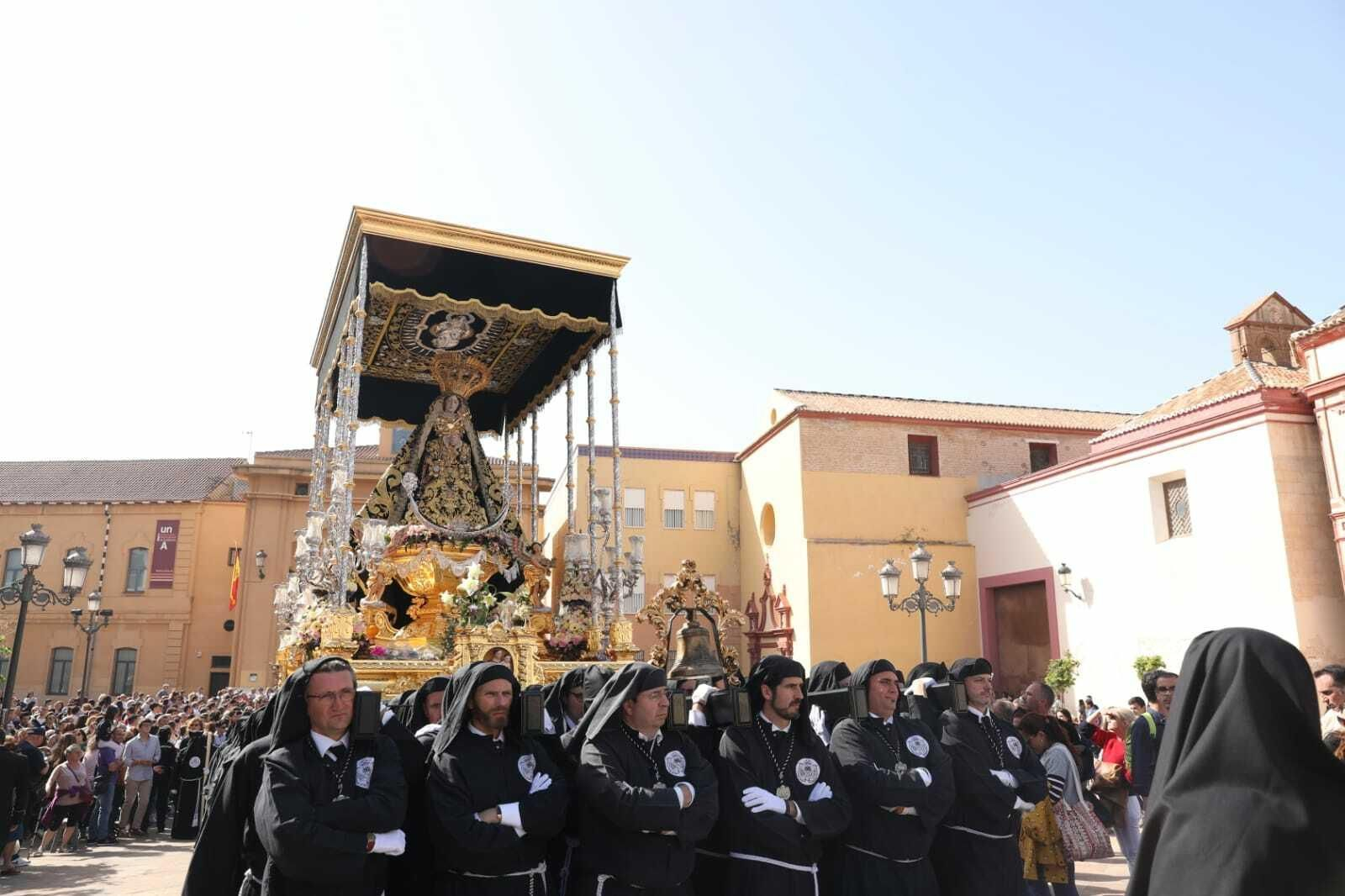 Las fotos de Dolores del Puente en el Lunes Santo en Málaga