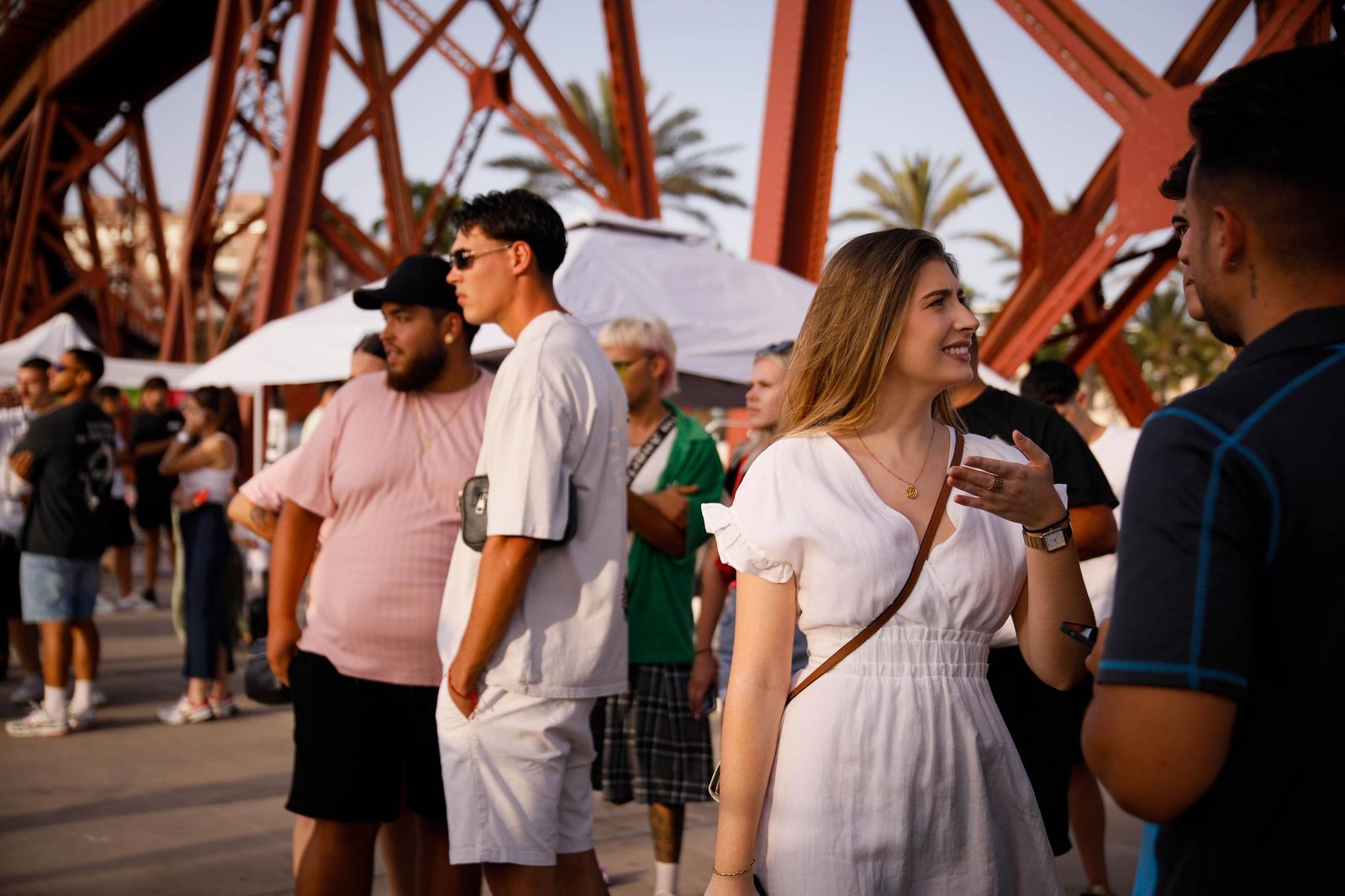 Imágenes del Festival AlmeriArt en el Parque de las Almadrabillas