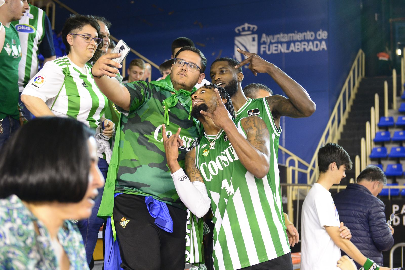 Las imágenes de la fiesta del Coosur Betis