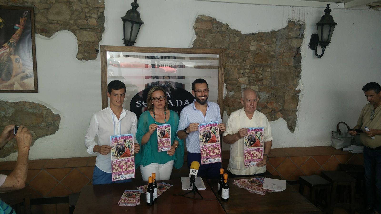 David Galván, Susana González, Juan Franco y Curro Escarcena, en la presentación del festejo.