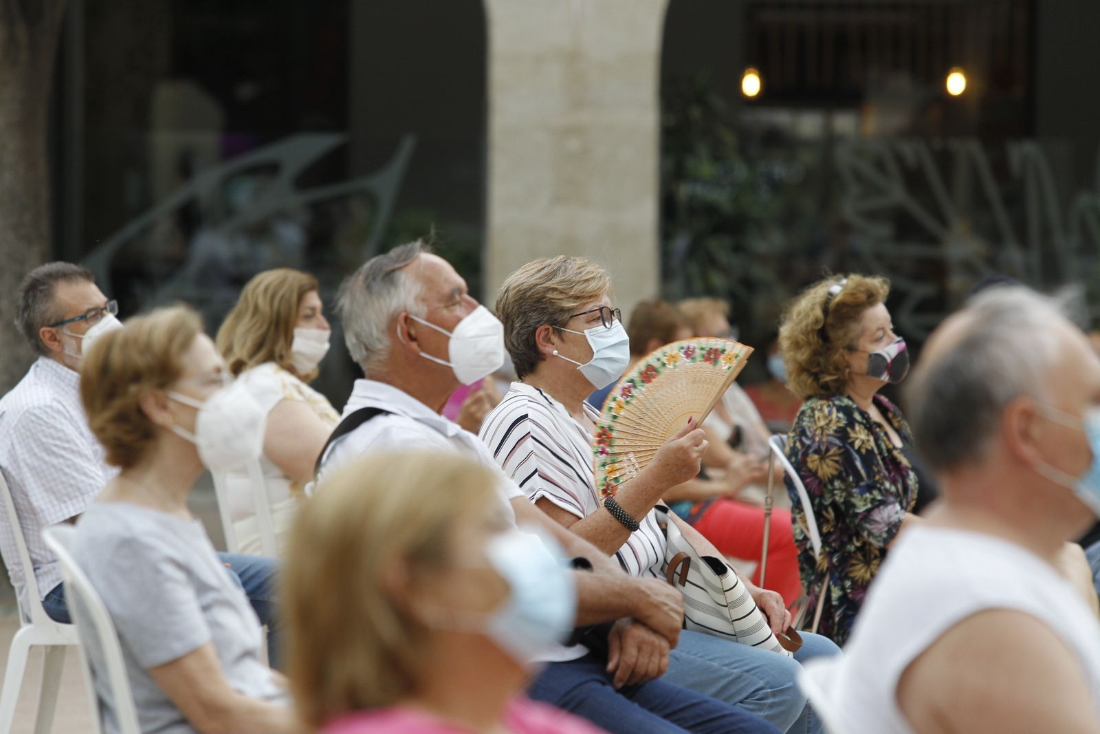 Fotogalería El Diario de los Libros, con el escritor Javier Sierra.