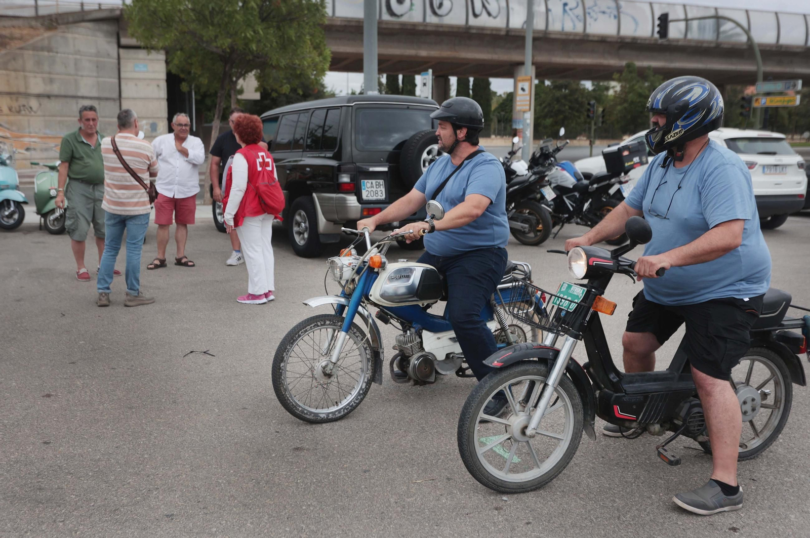 Protesta de coches clásicos e históricos en Jerez