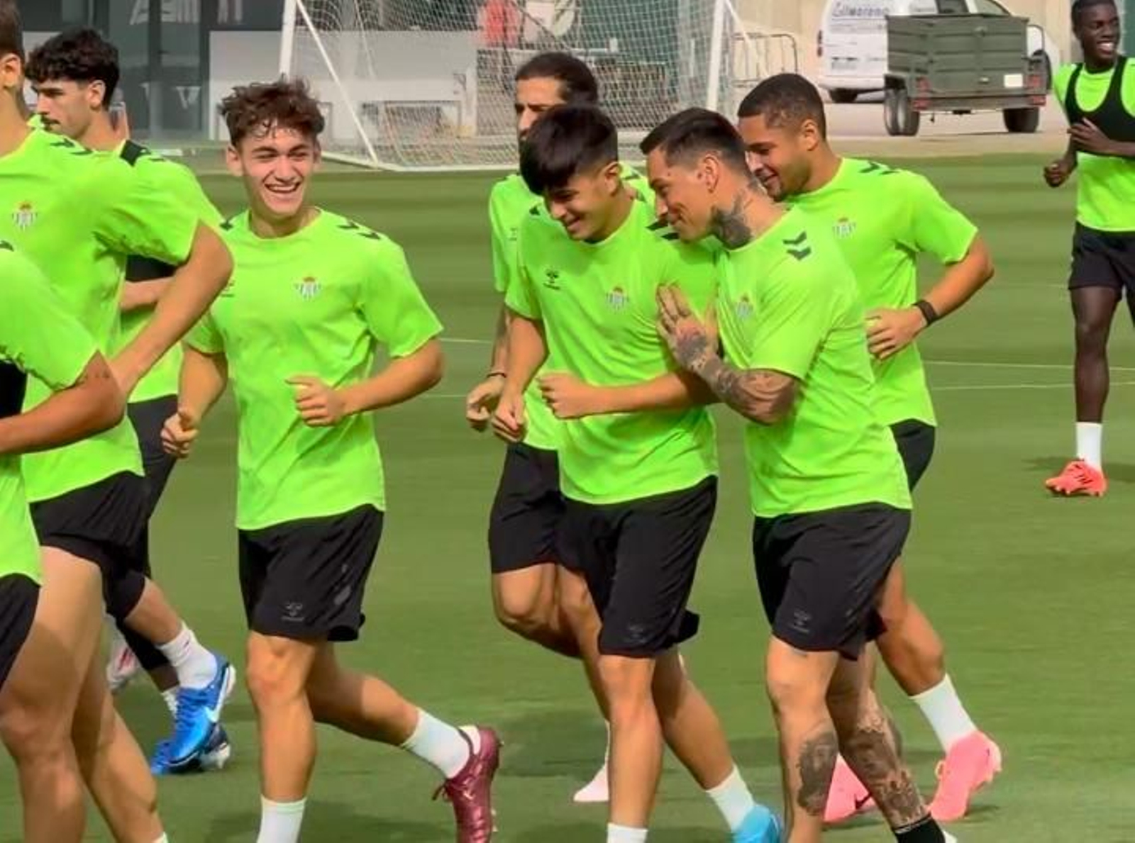 Mateo Flores y Dani Pérez, en uno de los entrenamientos previos al choque de Conference League
