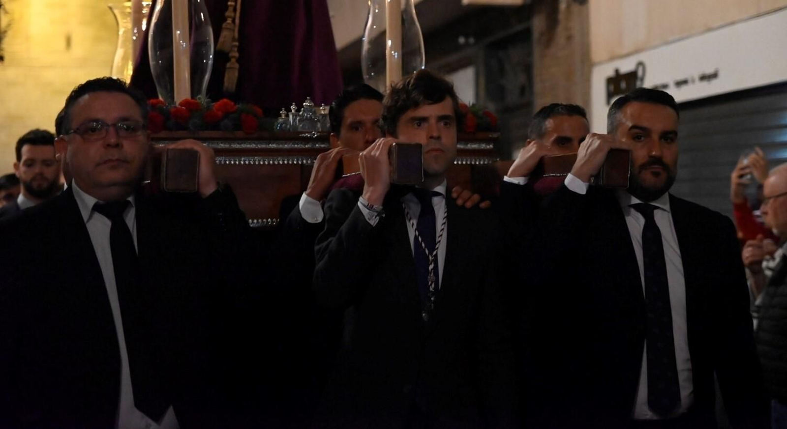 El traslado de la Sentencia de Córdoba a su nueva casa de hermandad, en imágenes