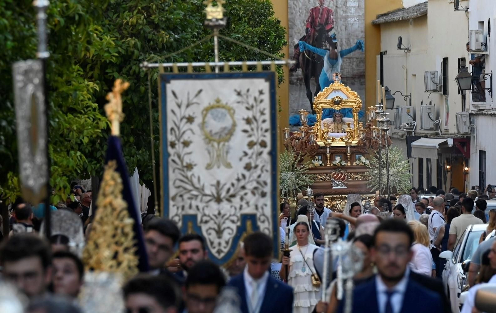 La procesión de la Virgen de Acá en Córdoba, en imágenes