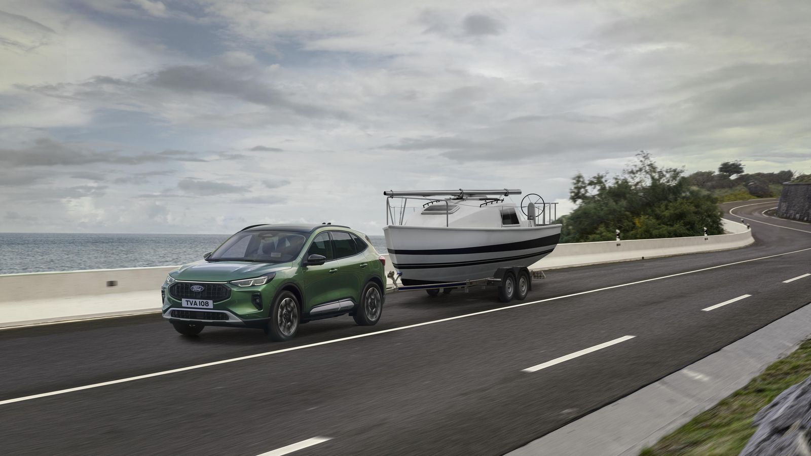 La navegación para remolque, permite definir perfiles para cada remolque y, una vez realizado que el navegador diseño trayectos evitando giros cerrados, puentes bajos u otros obstáculos.