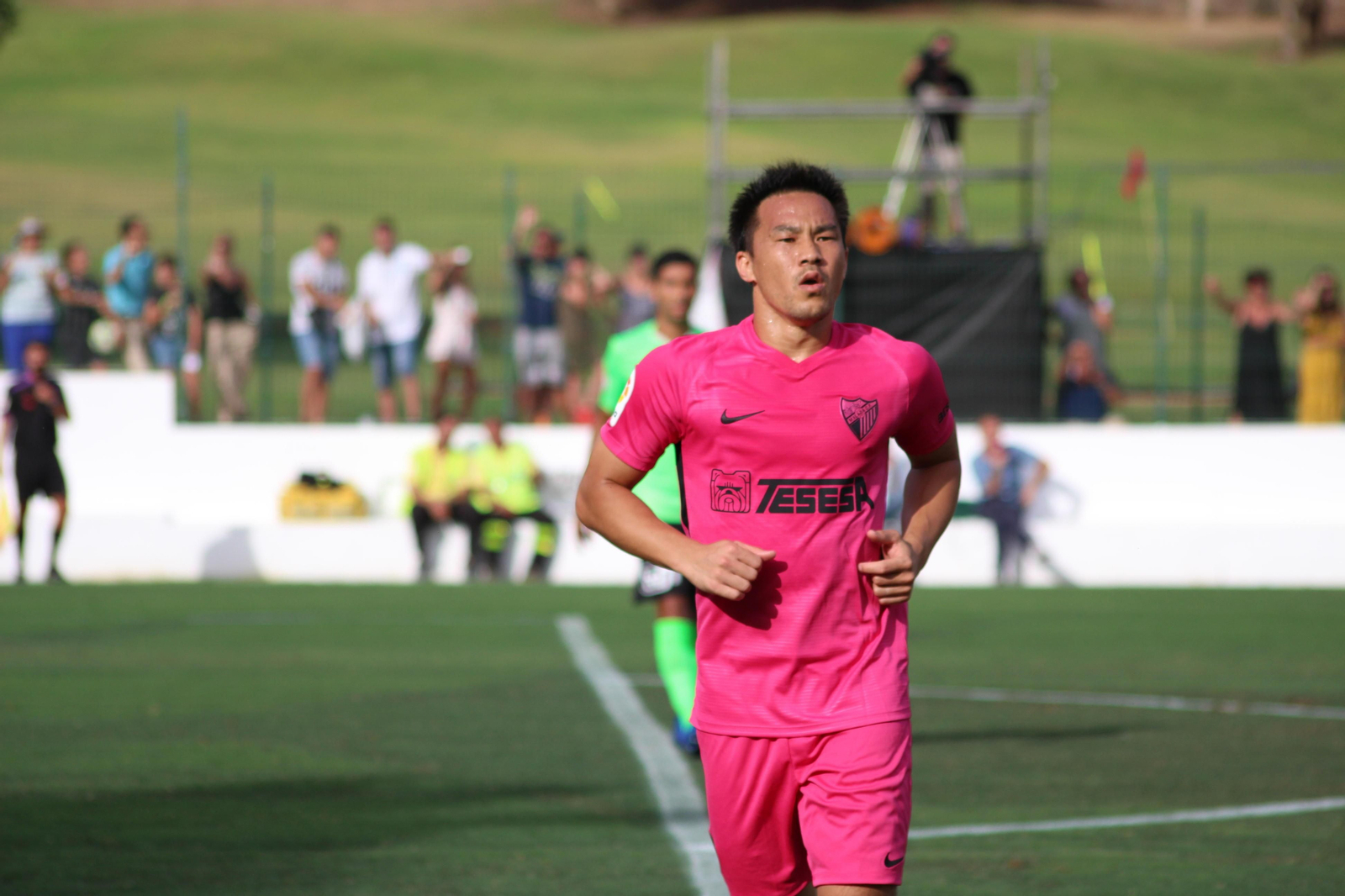 Shinji Okazaki, su fugaz paso por Málaga, en fotos