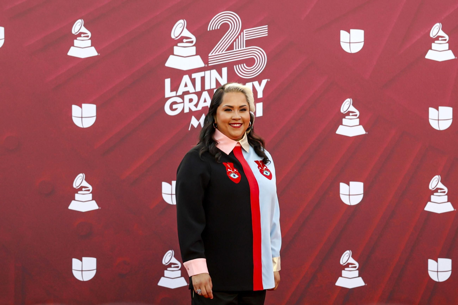 Todos los famosos, tendencias y curiosidades en la alfombra roja de la 25 edición de los Grammy Latinos