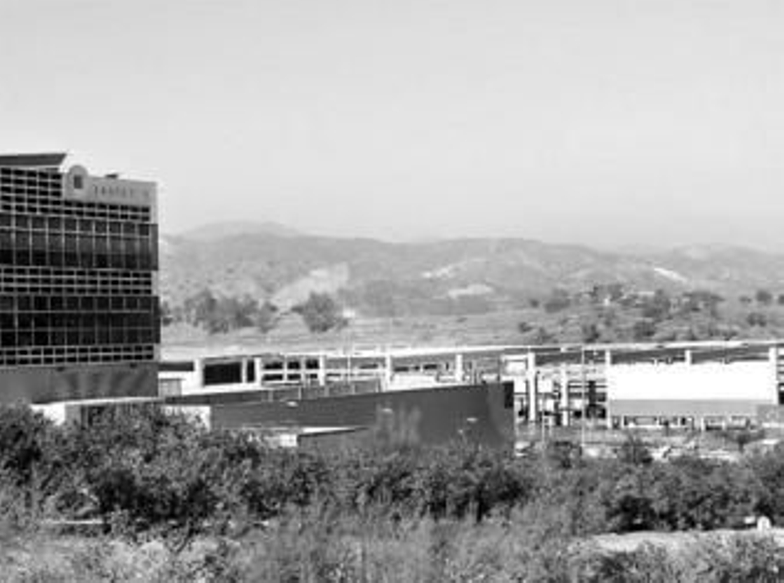 Vista del estado en que se encontraba ayer la obra del nuevo edificio de Isofotón en el PTA.