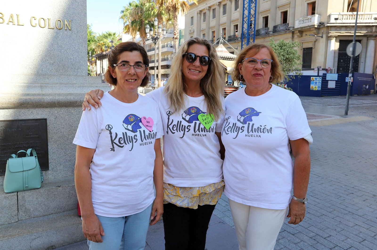 Representantes de la asociación Kellys Unión Huelva