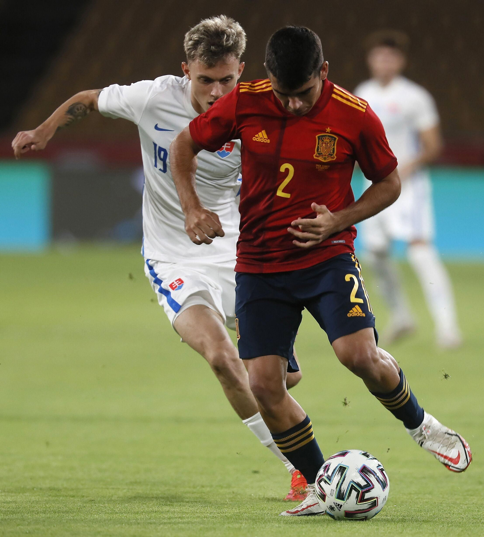 Víctor Gómez, ante Eslovaquia sub 21.