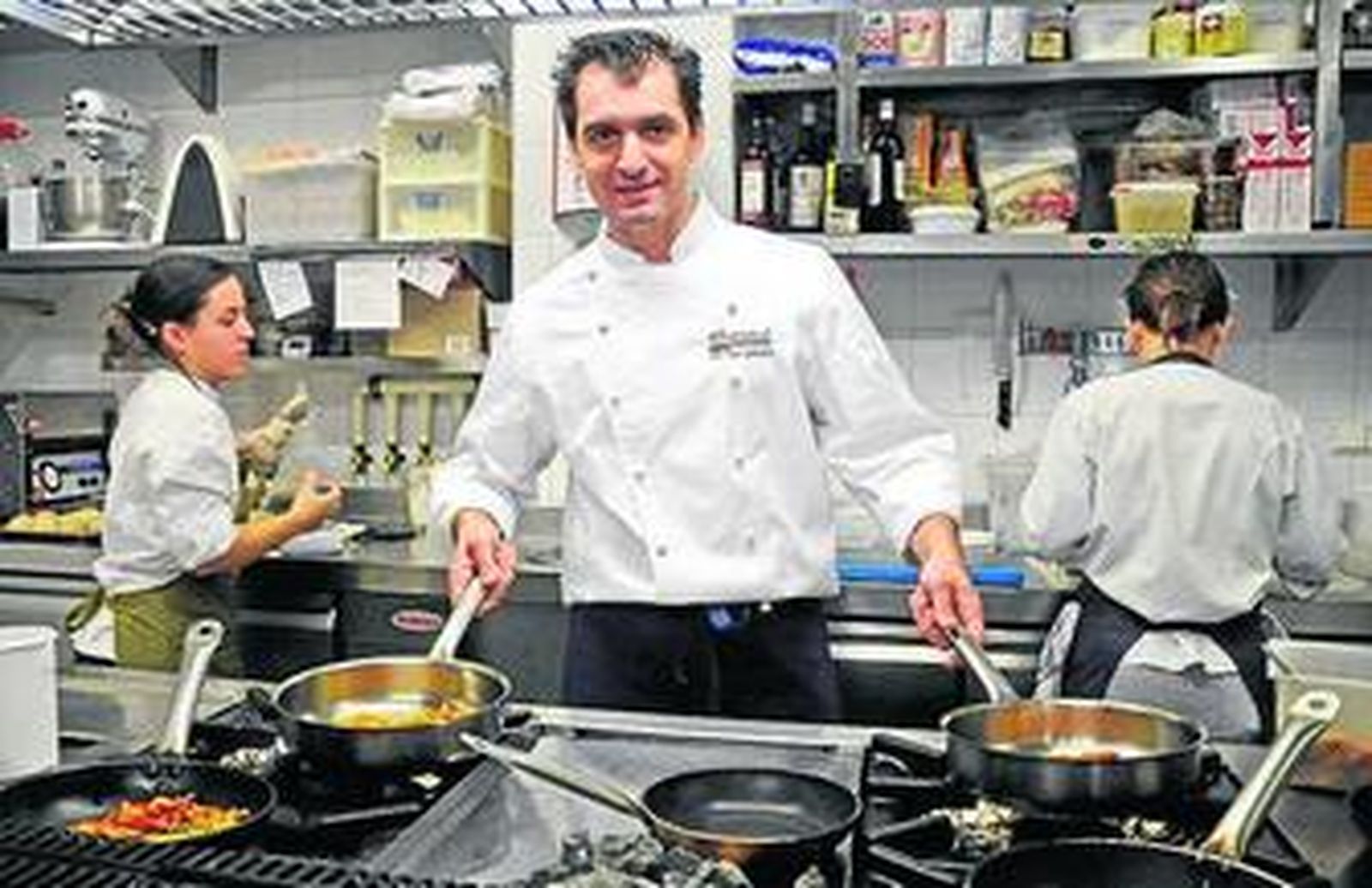 Julio Fernández, jefe de cocina del restaurante Abantal.
