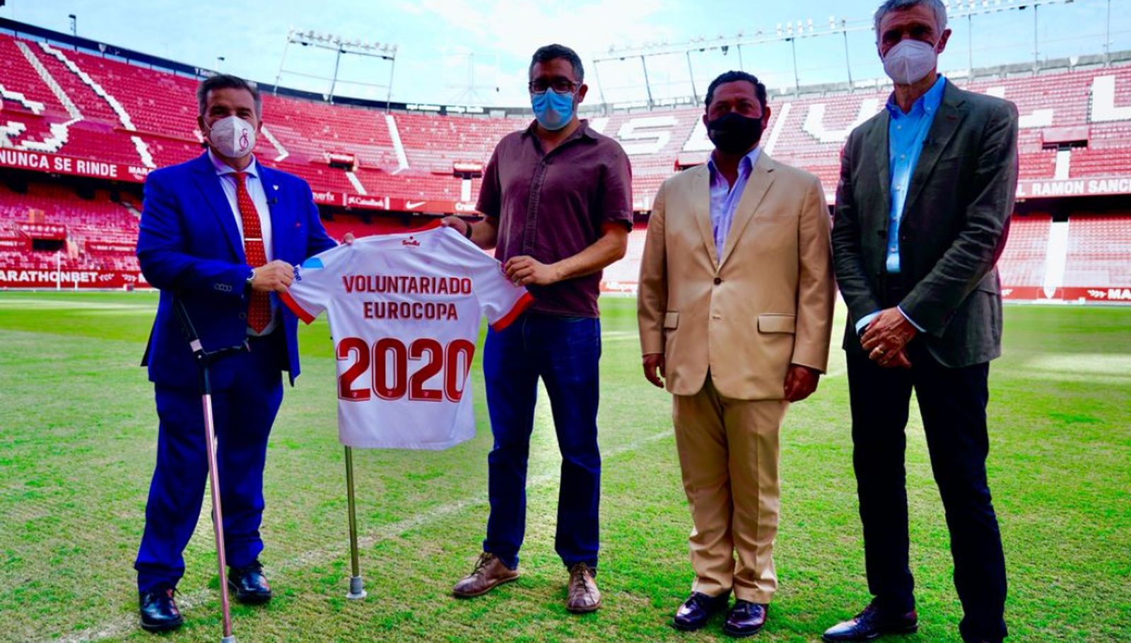 Luis Castro y Antonio Álvarez, con José María Arrabal y Ramón Bigordá.