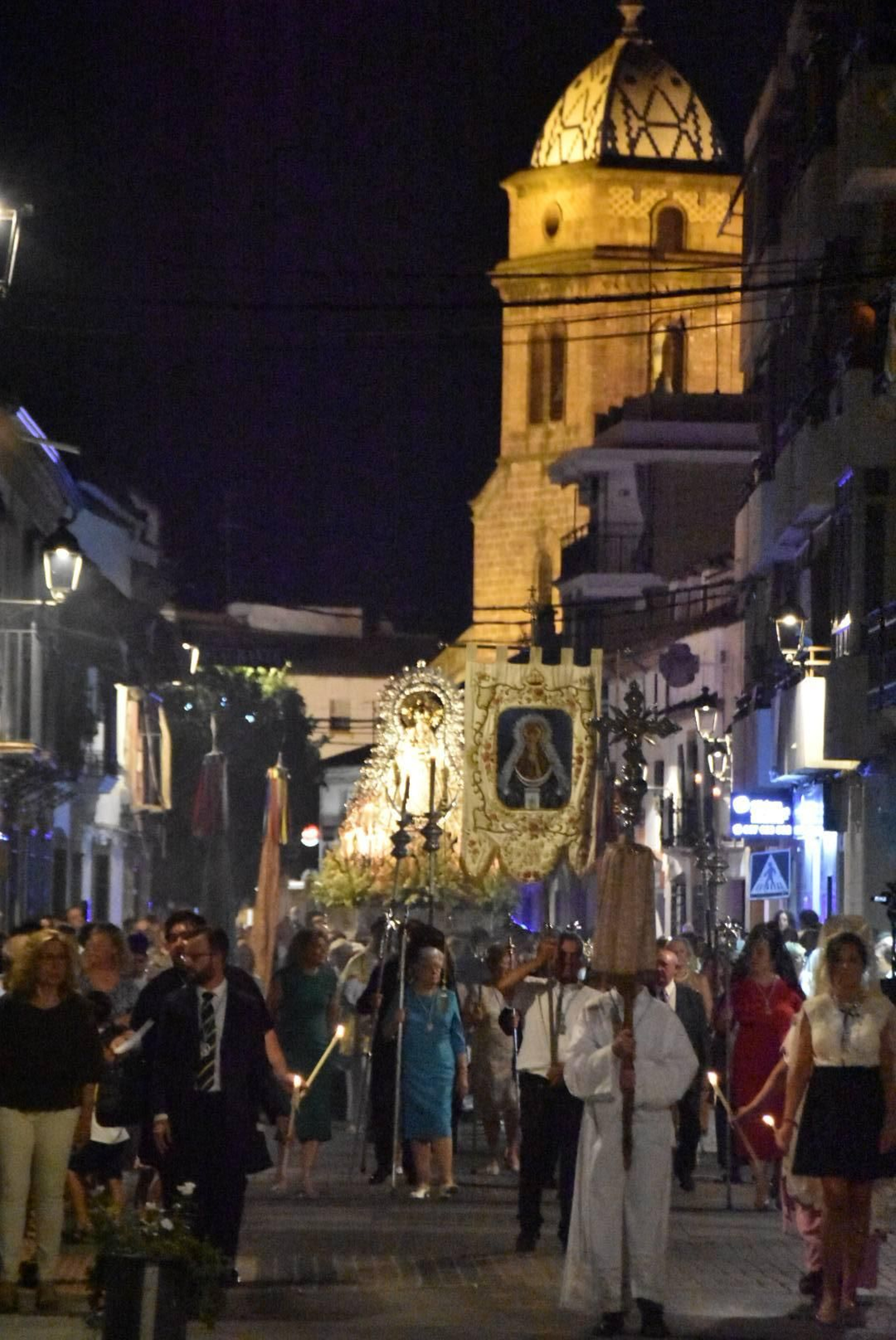 Procesión de la Virgen de la Estrella en Villa del Río.