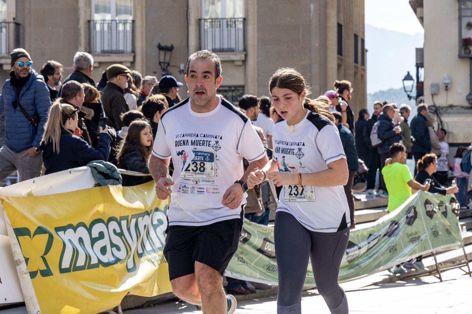 En imágenes: deporte y solidaridad se dan la mano en la VI Carrera-Caminata de la Hermandad de la Buena Muerte (2)