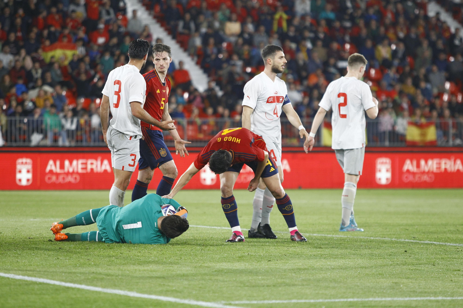 Imágenes del partido de fútbol amistoso entre las selecciones de España y Suiza Sub 21, disputado en Almería
