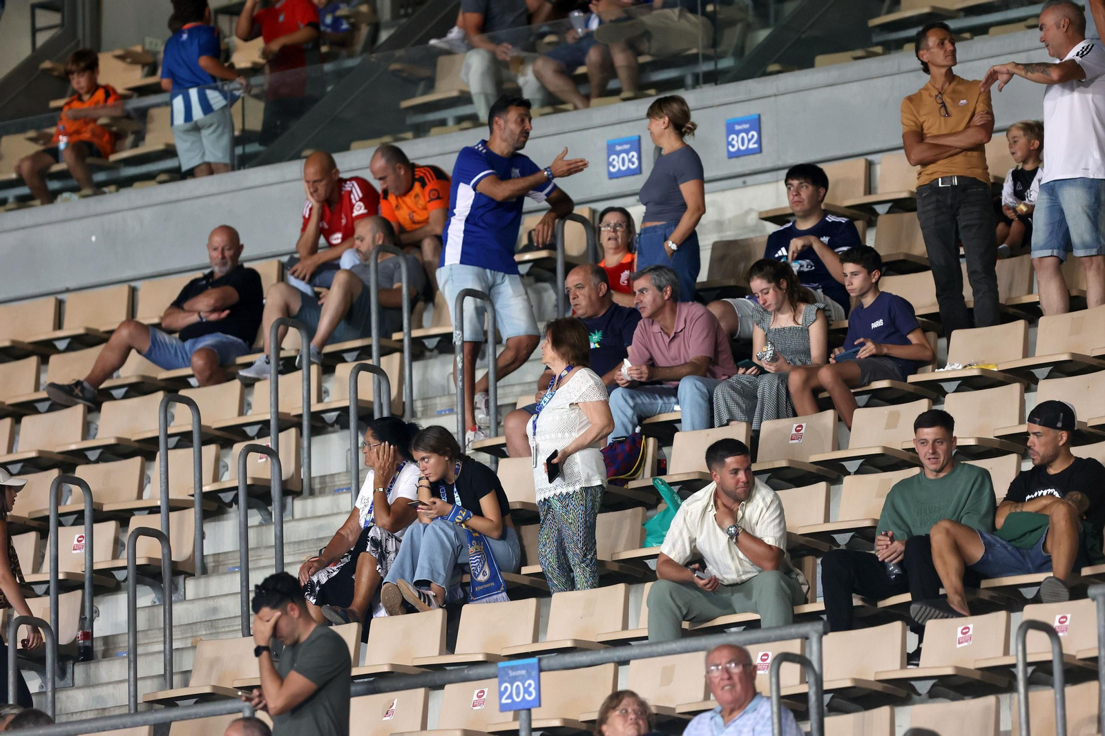 Búscate en el Trofeo Feria de la Vendimia entre el Xerez CD contra el Juventud Torremolinos en Chapín