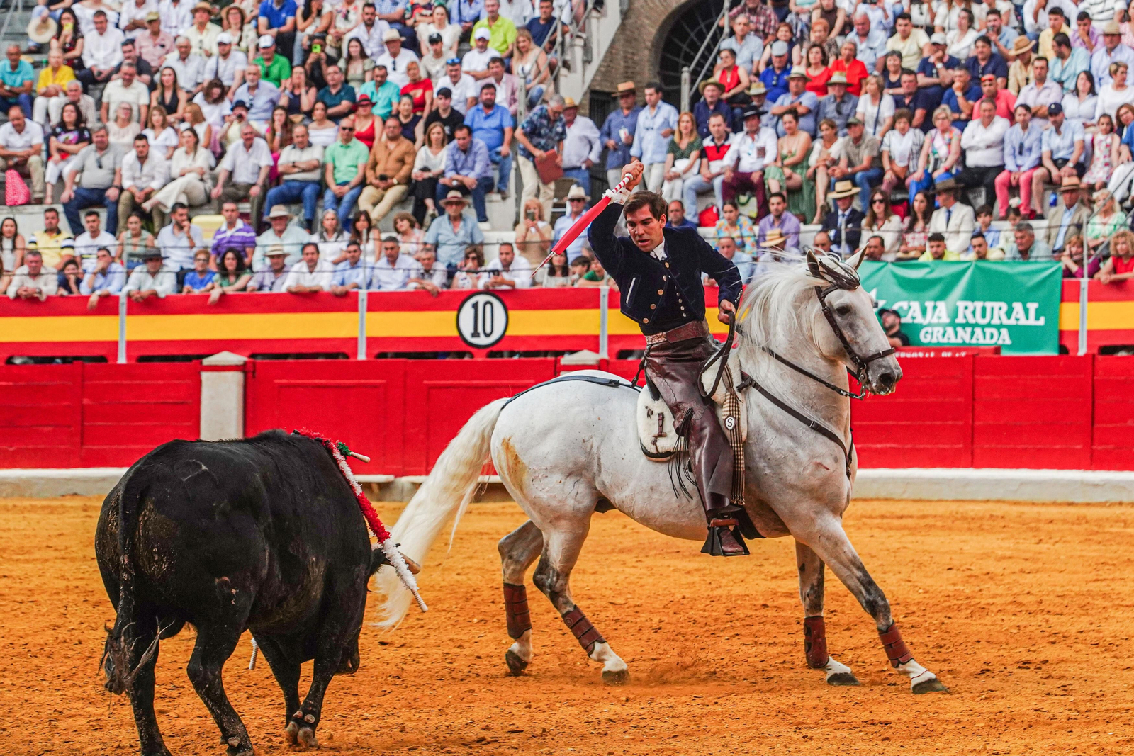 Una gran tarde de rejoneo, en imágenes
