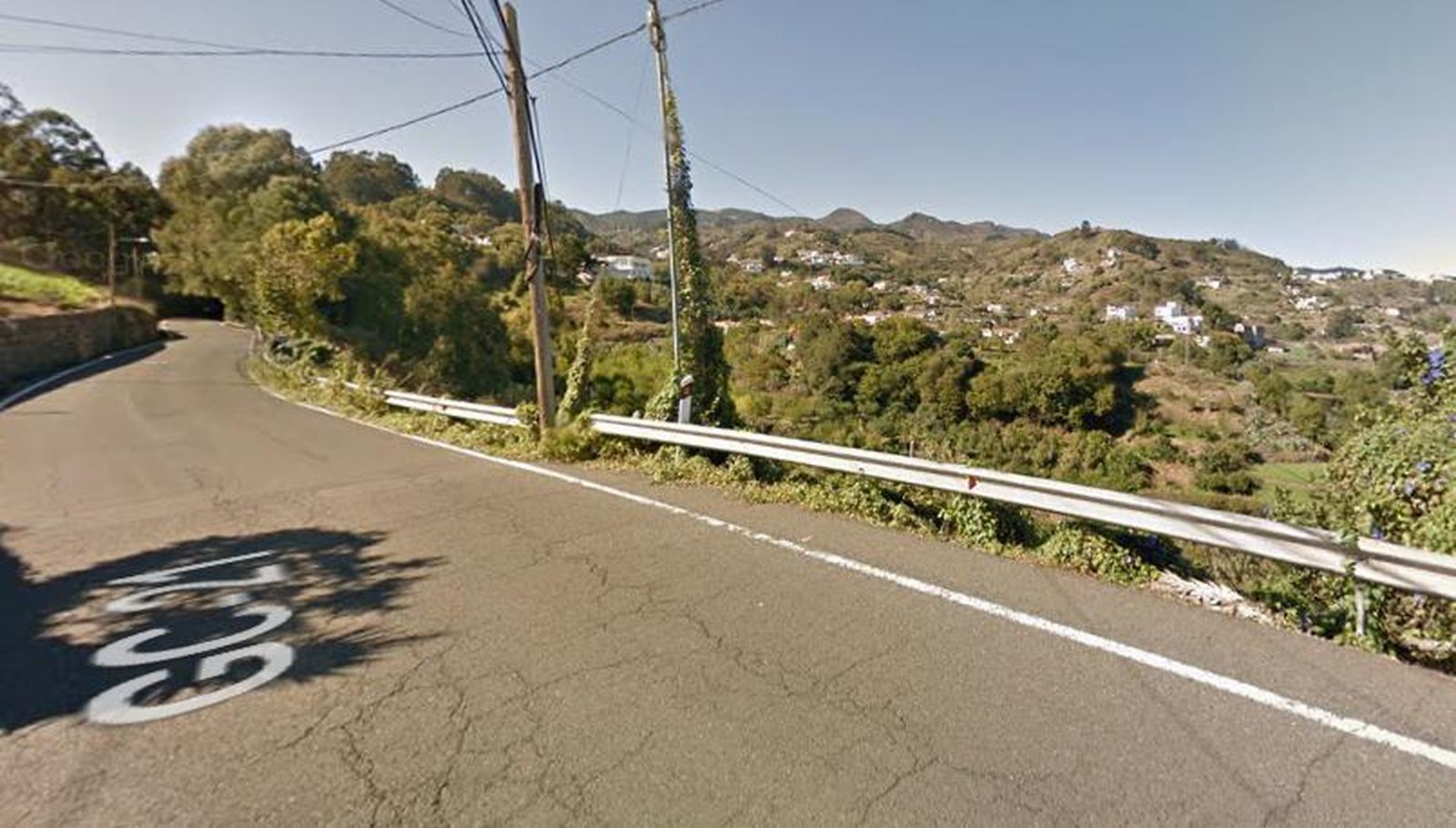 Punto kilométrico 43,5 de la vía GC-21 donde un vehículo despeñó causando cuatro muertes.